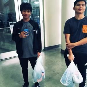 Meet your Posher, Nhol